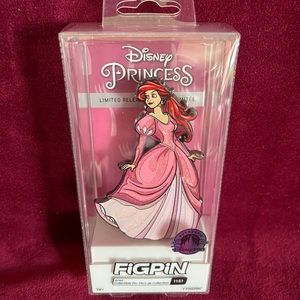 COPY - Disney Figpin Little Mermaid glitter pink-nwt